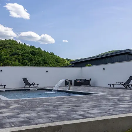 Villa Asja *